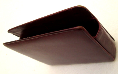 Etui porte paquet - , de