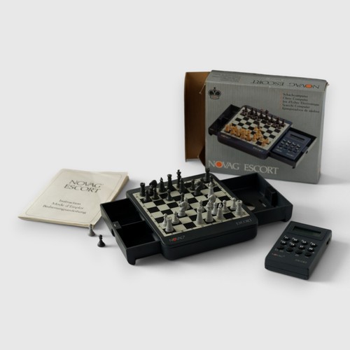 Novag escort 884 vintage - escort, chess