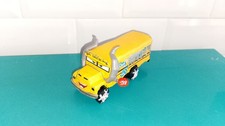 BAC12 Voiture métal Cars Disney pixar Mattel bus miss fritter deluxe