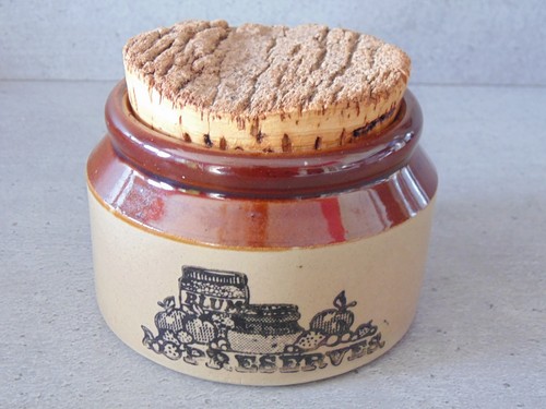 Pot grés reserves - pot, "reserves"