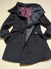 Desigual RAINBOW Size 36 (Looks smaller) black belted coat embroidery,big collar