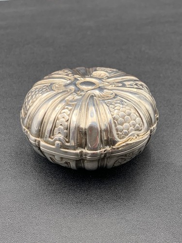 Ancienne boîte argent - boîte,