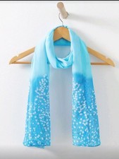 Echarpes Foulards Châles Tour