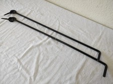 2 grands crochets 49 cm en fer pour porte, volet