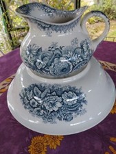 Service de Toilette Broc Cuvette Saint Amand Hamage Modèle Jardinière Bleu Foncé