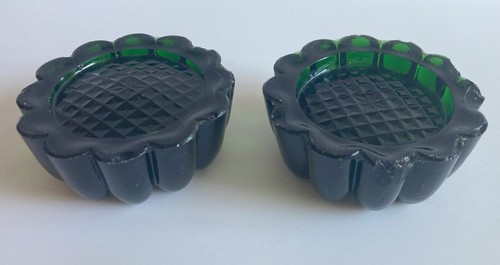 Dessous pieds vert foncé - dessous,