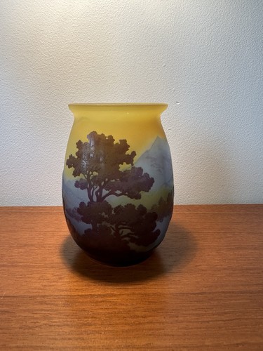 Vase gallé décor de - vase, à