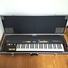 Synthétiseur d'orgue Hammond