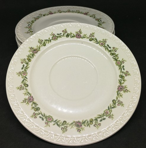 Petites assiettes de - petites,