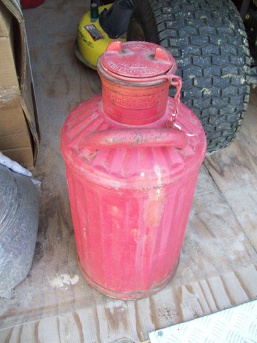 Vintage rare oil can - vintage, davis