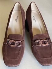 NERO GIARDINI SUEDE CHAIN PUMP