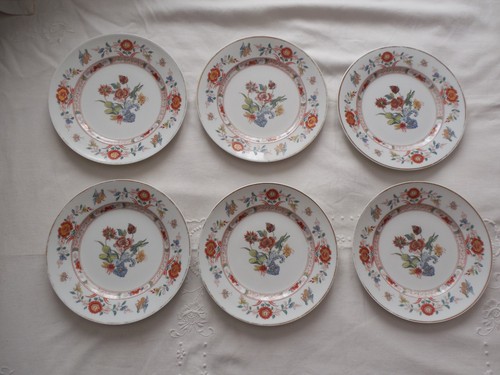 Assiettes porcelaine - 6,