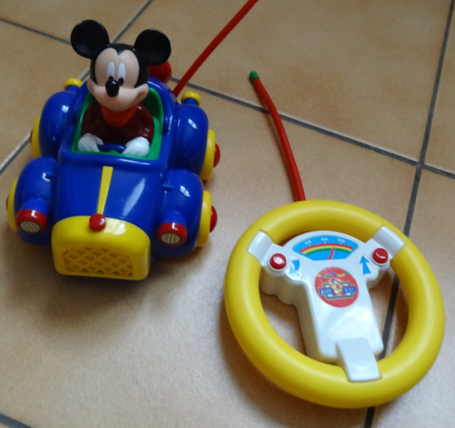 Radio commandé mickey - commandé,