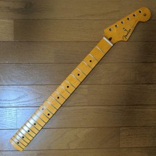 Col laqué Stratocaster Fender