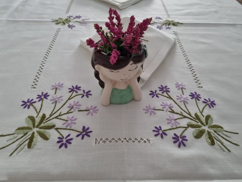élégant nappe table - table, mixte