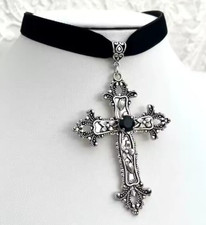 🖤 Collier choker croix