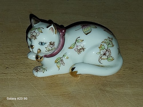 Chat porcelaine fine - chat,