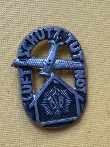 Badge flb luftschutz tut - badge, du