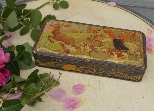 Ancienne boite tole fer - ancienne, en