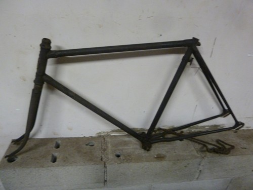 Ancien vélo cadre 700 - vélo,