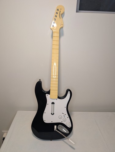 Fender stratocaster guitar - fender,