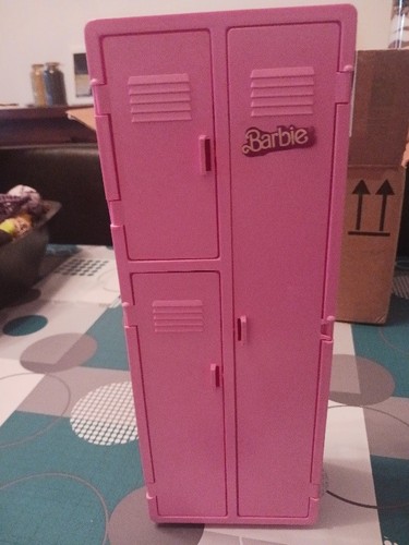 Vends barbie armoire salle - vends, de