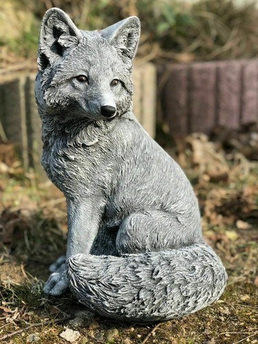 Statuette pierre - en,