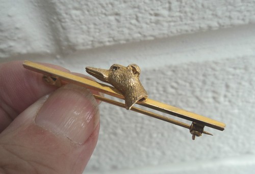 Broche 9 carats - en,