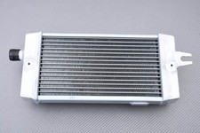 Radiateur d Eau Type Racing en Alu TRIUMPH BONNEVILLE T100 900 DB01 2017-2025