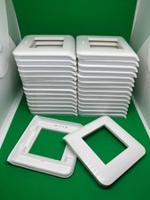 Lot de 30 Plaques de finitions