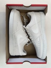 chaussure homme nike Taille 40