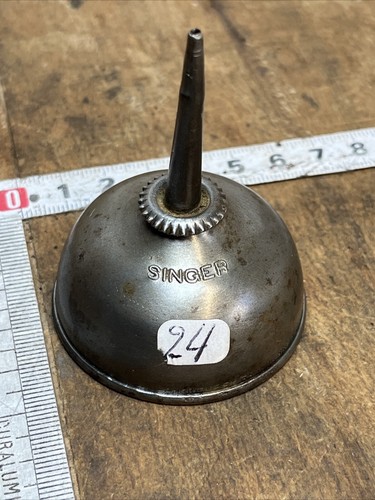 Burette singer old tool - burette, outil