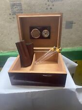 Cigar box, cigar cellar with humidifier and hygrometer with cases