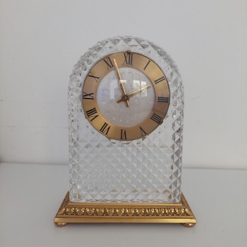 Pendule reveil cristal - cristal, pointe
