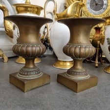 2 vases Médicis en bronze