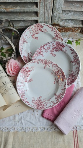 Anciennes assiettes creuses - assiettes,