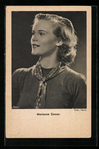 Carte postale actrice marianne - actrice,
