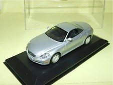 LEXUS SC430 Gris MINICHAMPS