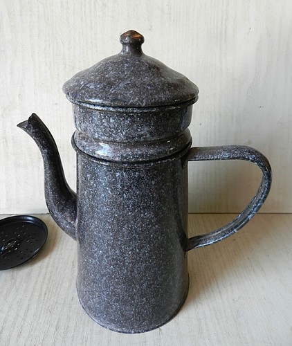 Ancienne cafetière tôle - cafetière,