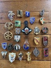 Lot d insignes militaires Anciennes, Militaire.  Para , Rima , Train …