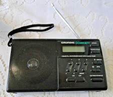 Poste radio portable ancien