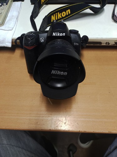 Nikon d70s digital slr camera - digital,