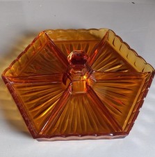 plat verre pressé  ESTAMPILLE