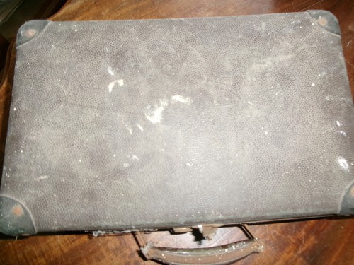 Ancienne petite valise - petite,