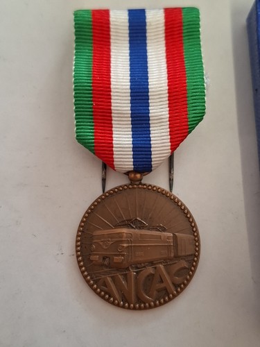 Médaille ancien combattant - médaille,