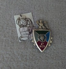 Insigne/pucelle 4e RCS rgt de