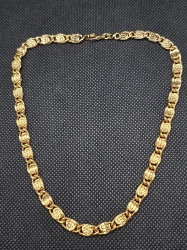 Jolie petit collier plaque - jolie,