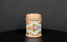 Petite boîte en porcelaine