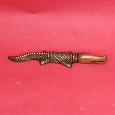 Crocodile Paper Weight Bass Feng Shui Figure Table Decor Figurine Sculpture