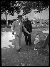 Men & Child Outdoor Bench -